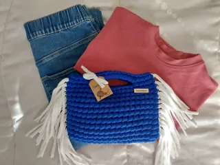 Borsa uncinetto blu con frange bianche/handmade