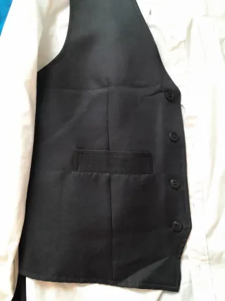 Uniforme unisex negro y blanco