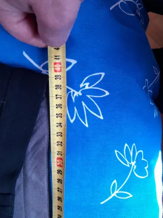 Uniforme unisex negro y blanco