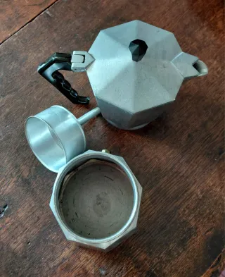Cafetera BIALETTI Moka Express 9 Tazas
