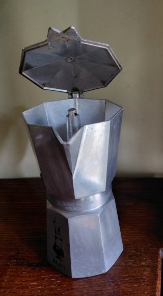Cafetera BIALETTI Moka Express 9 Tazas