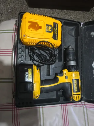 Taladro Dewalt DC735 14.4V