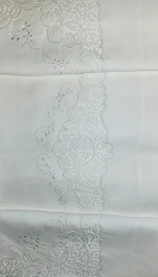 Completo letto in lino e pizzo Cantù