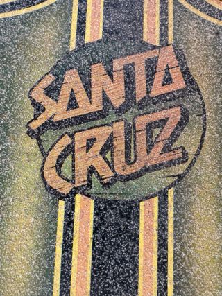 Longboard Santa Cruz , se usó 3 dias. Costó 320€