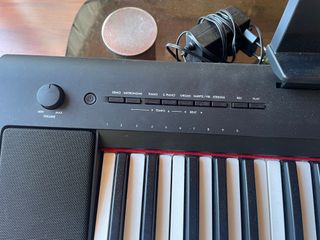 Teclado Yamaha Piaggero NP-15 - Piano Como Nuevo