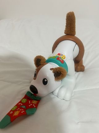 Perro Juguete Fisher-Price con calcetín