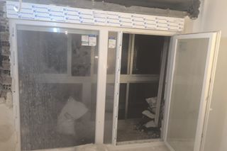 Ventana y puerta Kömmerling 210x237