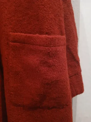 Abrigo Rojo Oscuro Compañia Fantastica