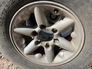 4 ruedas de tacos 235/75 R15 insaturbo sahara
