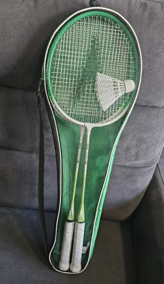 2 racchette da badminton verdi