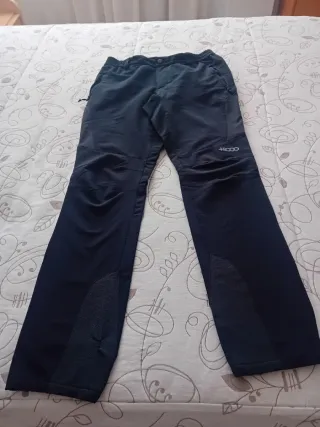 Pantalones Montaña Mujer +8000 Negros + cinturón.