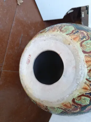 Huevo porcelana japonés hecho a mano