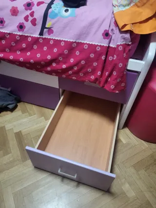 Cama juvenil con cajones