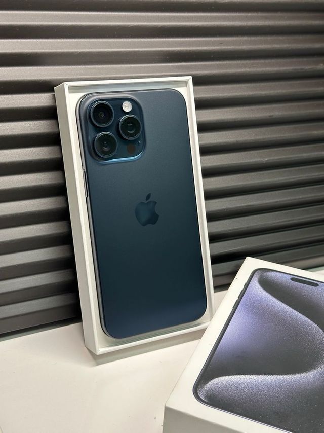 iPhone 15 Pro Max 256GB Blu Marina