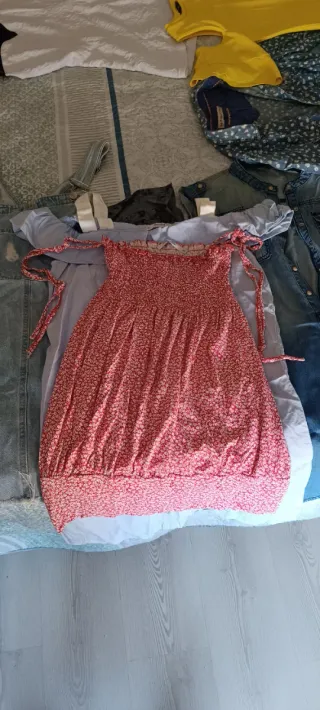 Lote grande de ropa Bershka, Stradivarius...