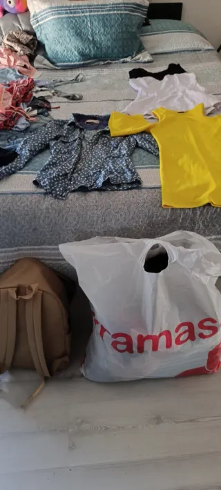 Lote grande de ropa Bershka, Stradivarius...