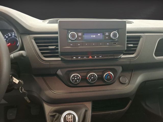 furgon seminuevo Renault Trafic 2024 l1h1