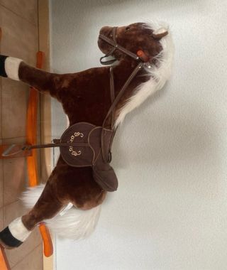 Caballo balancín marrón para niños