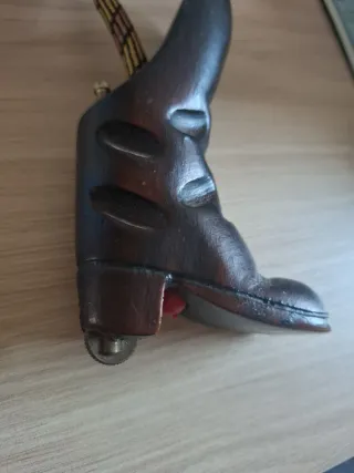 Antigüedad de madera con cuerda