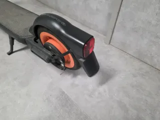 Patinete Eléctrico Negro