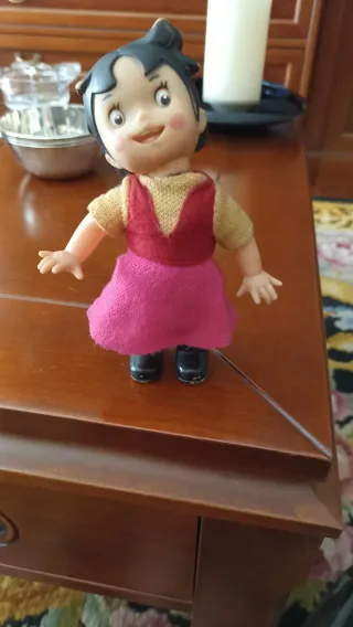 Muñeca Heidi de cuerda