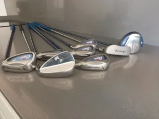 Set Palos Golf Boomerang B 800 G de mujer. 8 palos