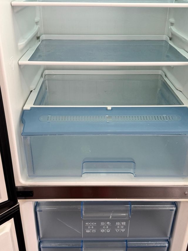 FRIGORÍFICO COMBI NO FROST BOSCH EN INOX