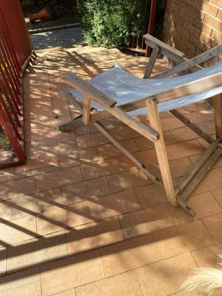 Hamaca de tela y madera