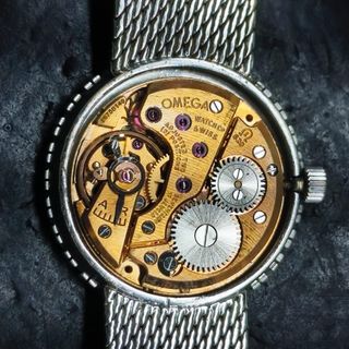 Reloj Omega de Oro Blanco 18kt  y 32 Brillantes