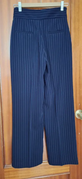 Pantalón azul marino rayas diplomática