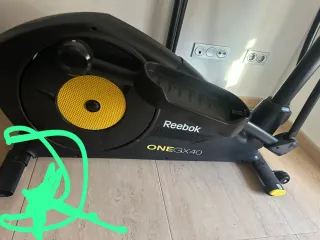 Bicicleta Elíptica Reebok GX40