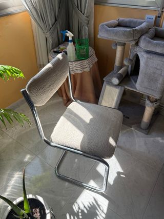 Conjunto de mesa de comedor y 4 sillas