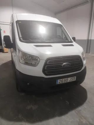 Ford Transit (Etiqueta medioambiental C)