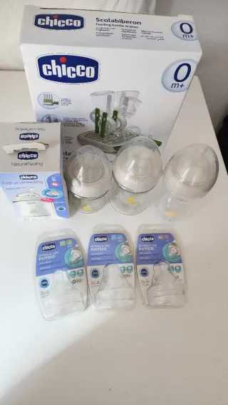 Biberones Chicco 2 de vidrio+2 de plástico+regalo
