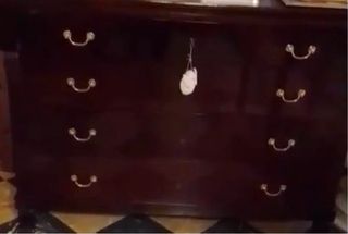 Muebles vintage de buena calidad y en buen estado.