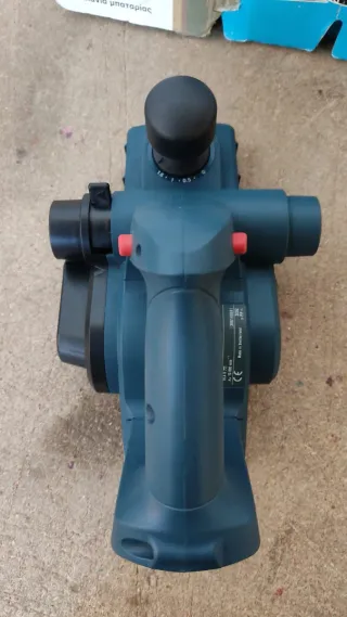 Cepillo Bosch 14,4 V