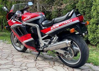 Suzuki GSXR 1100 (1990)