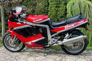 Suzuki GSXR 1100 (1990)