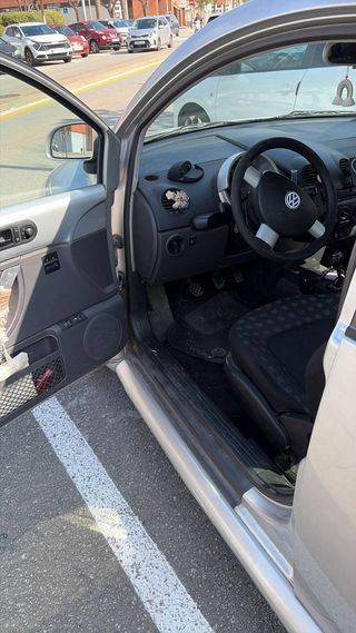 Volkswagen Beetle 2004