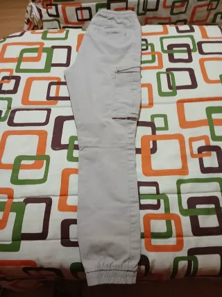 Pantalón jogger caballero beige