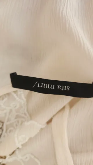 Camiseta Sita Murt Blanca con abalorios