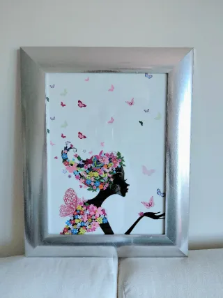 Preciosa lámina mujer mariposas marco plateado