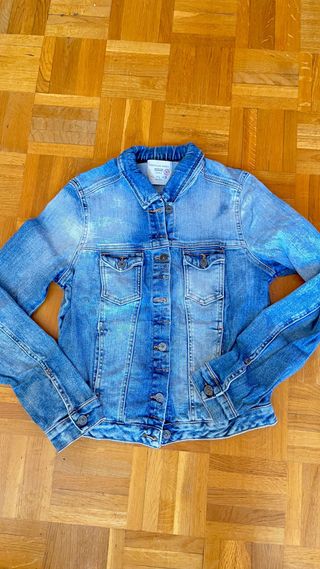 Chaqueta Vaquera Zara Mujer con bolsillos