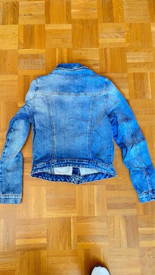Chaqueta Vaquera Zara Mujer con bolsillos