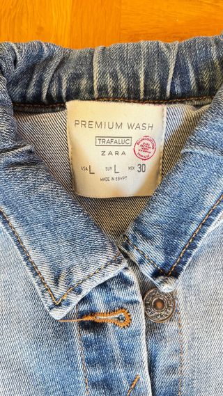 Chaqueta Vaquera Zara Mujer con bolsillos