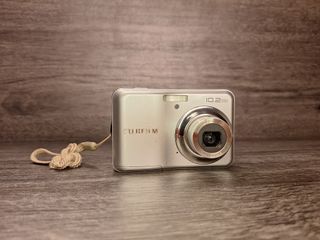 Cámara Digital Fujifilm FinePix A170 10.2 Mpx