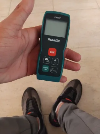 Telémetro Láser Makita LD050P