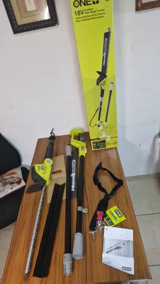 RYOBI 18V One+ Cortasetos a Batería 45cm