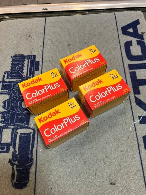 4 carretes 35mm Kodak ColorPlus 24 exp