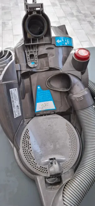 Dyson DC-19 per pezzi di ricambio